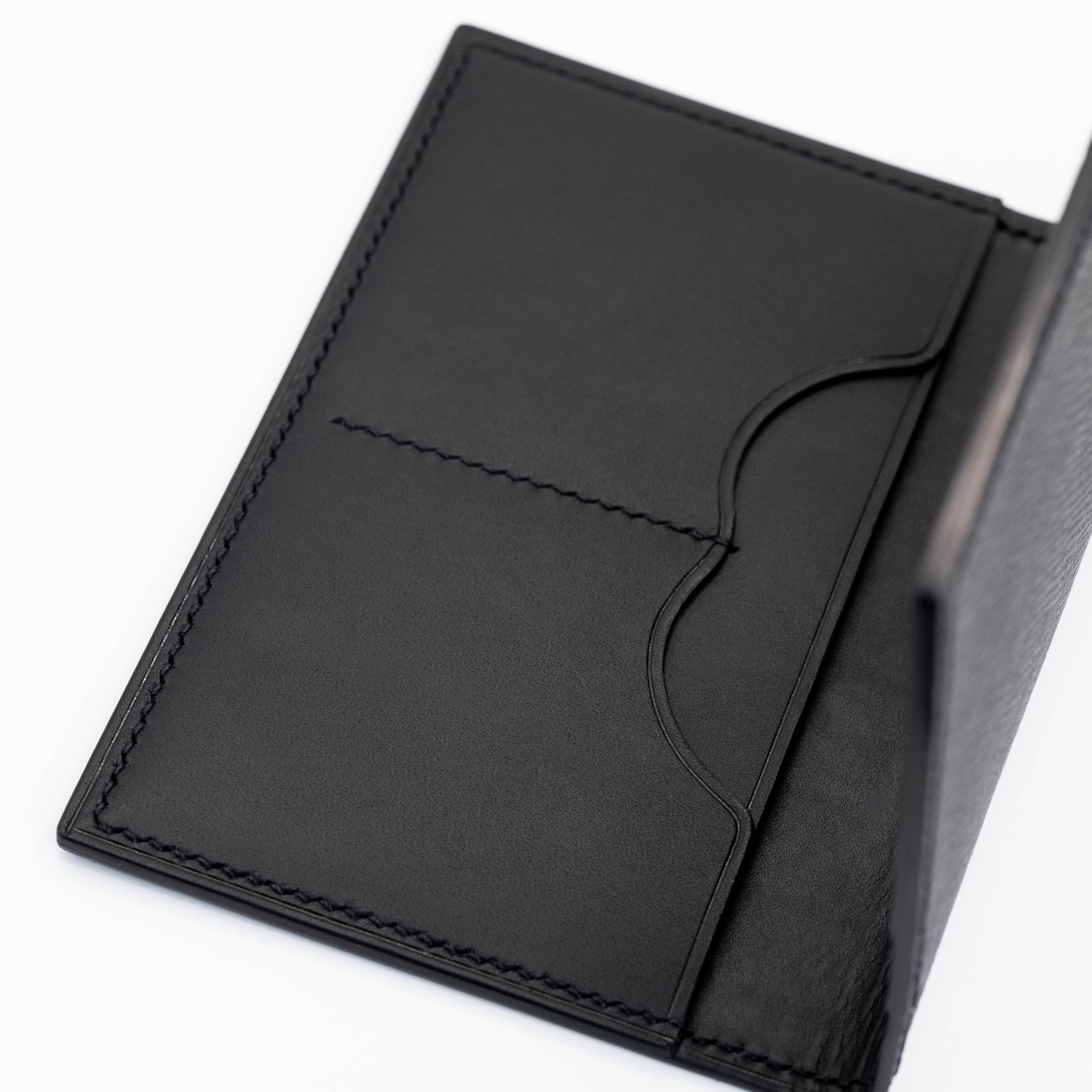 Tabi Passport Holder - Neutral Black