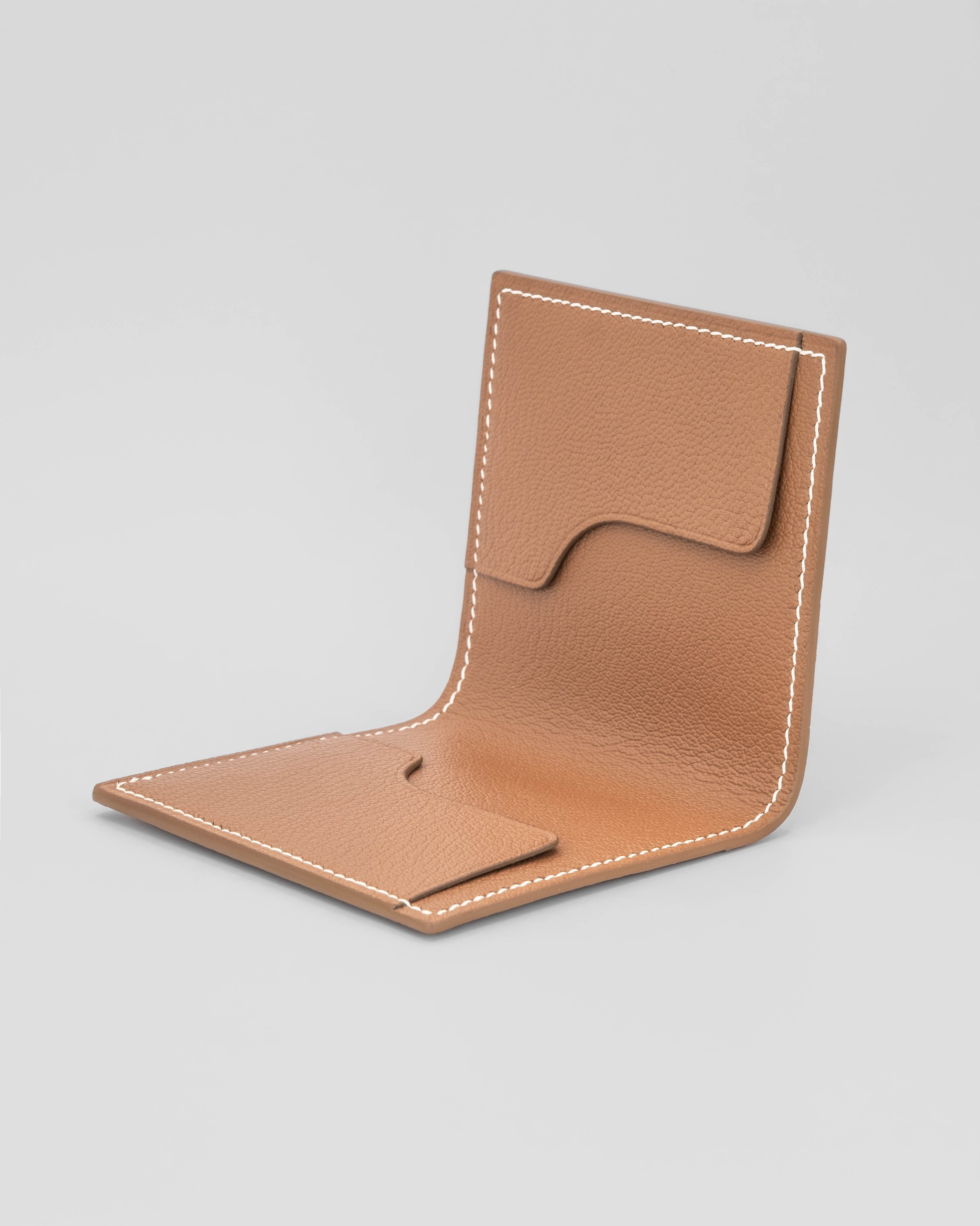 Versa Bifold Wallet - Camel Brown